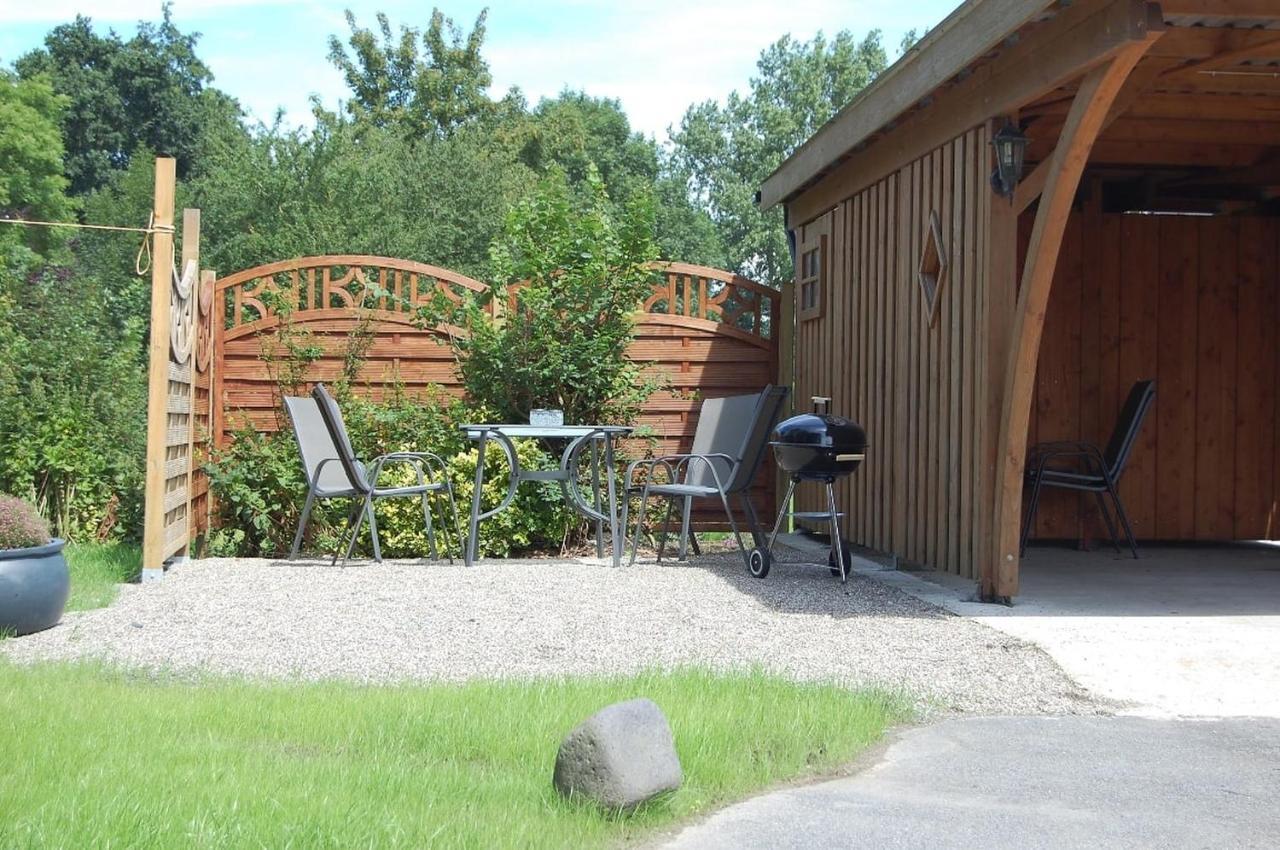 Ferienwohnung Im Gulfhof Krummhörn Exterior foto